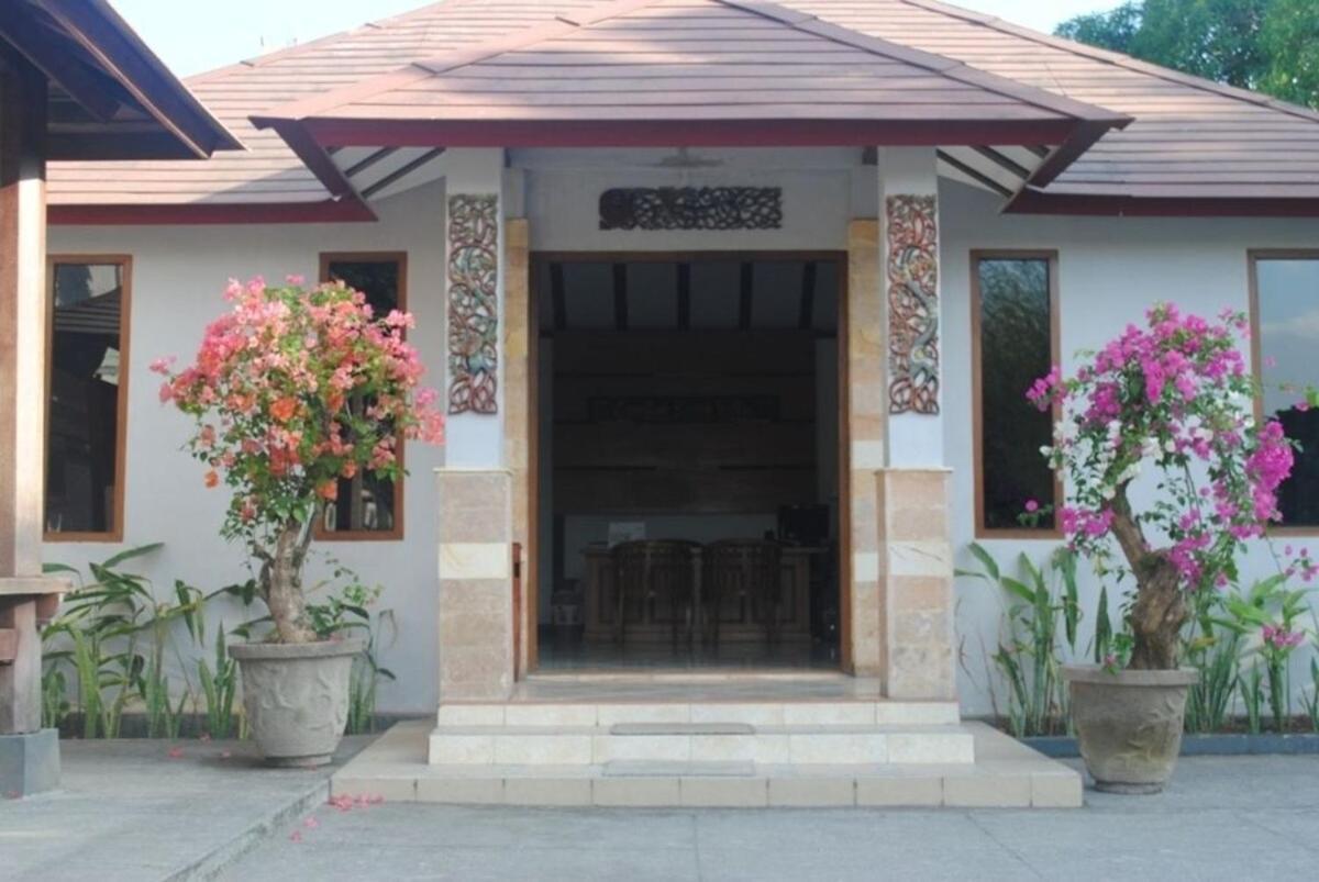 Lombok Beach Hotel Montongbuwoh Zewnętrze zdjęcie