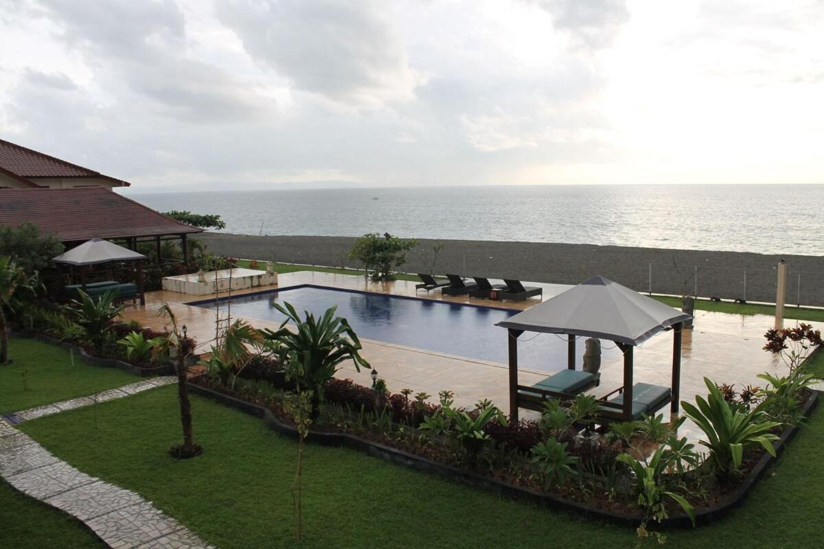 Lombok Beach Hotel Montongbuwoh Zewnętrze zdjęcie